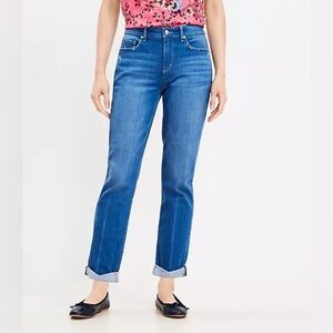 LOFT Curvy Girlfriend Jeans in Original Mid Indigo Wash Size 8 (29)
